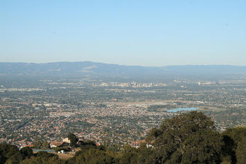 1599px-San_Jose_Skyline_Silicon_Valley.jpg