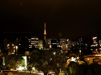 aukland-night.jpg